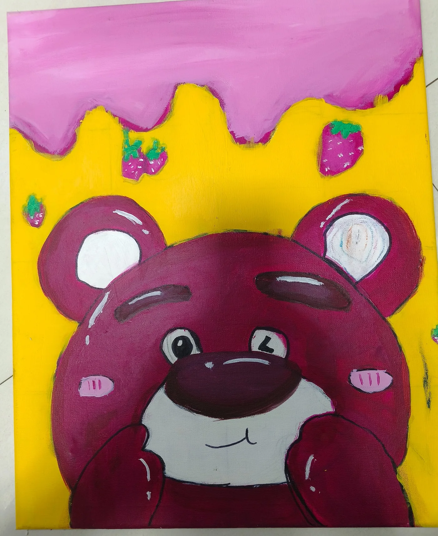 柔柔完成草莓熊画作的实拍原图